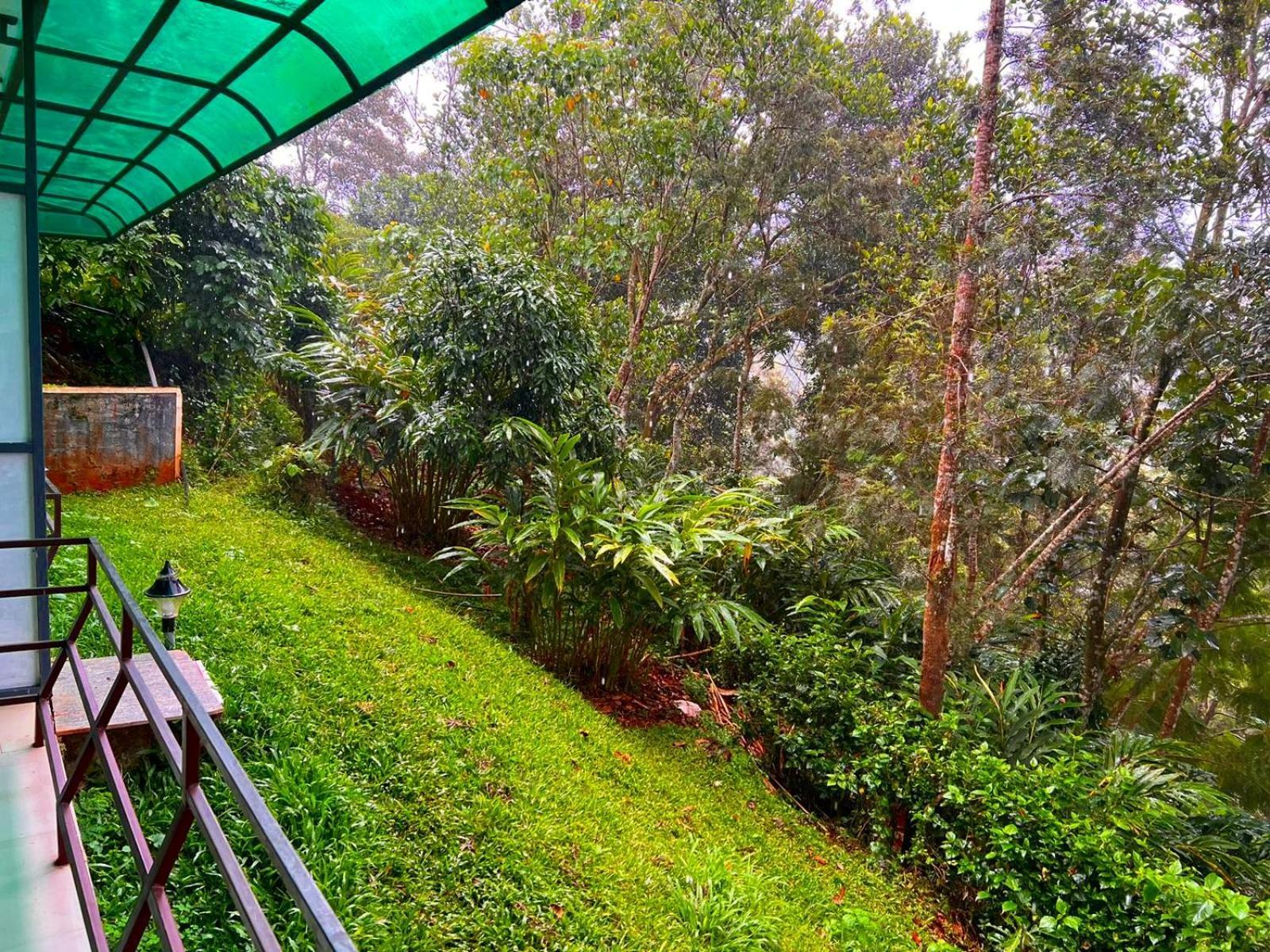 Misty Lake Resorts, Munnar Bagian luar foto