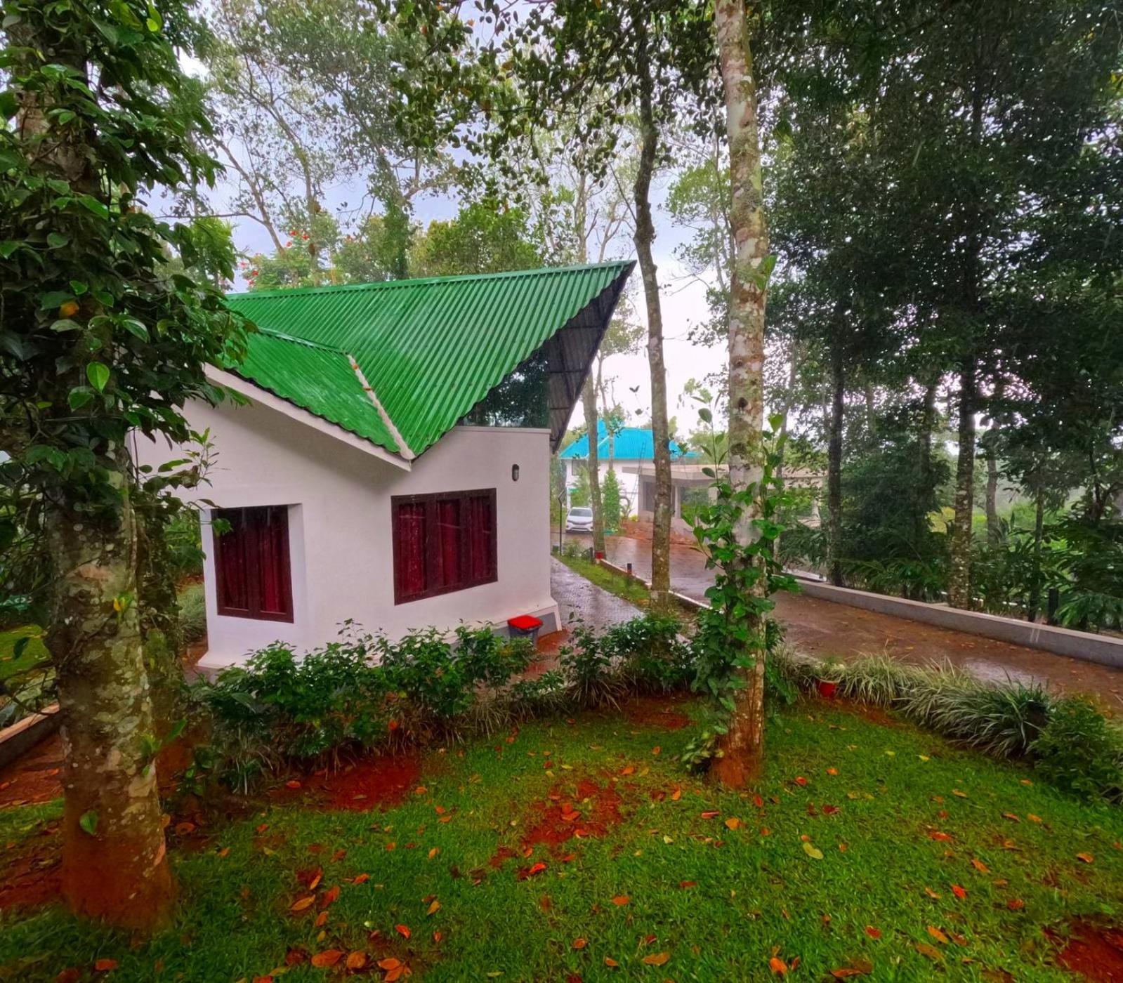 Misty Lake Resorts, Munnar Bagian luar foto